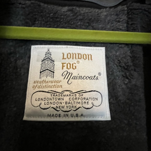 Elegant Burgundy Women's London Fog Coat - Picture 2 of 7